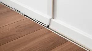 Listwy wykończeniowe do paneli podłogowych